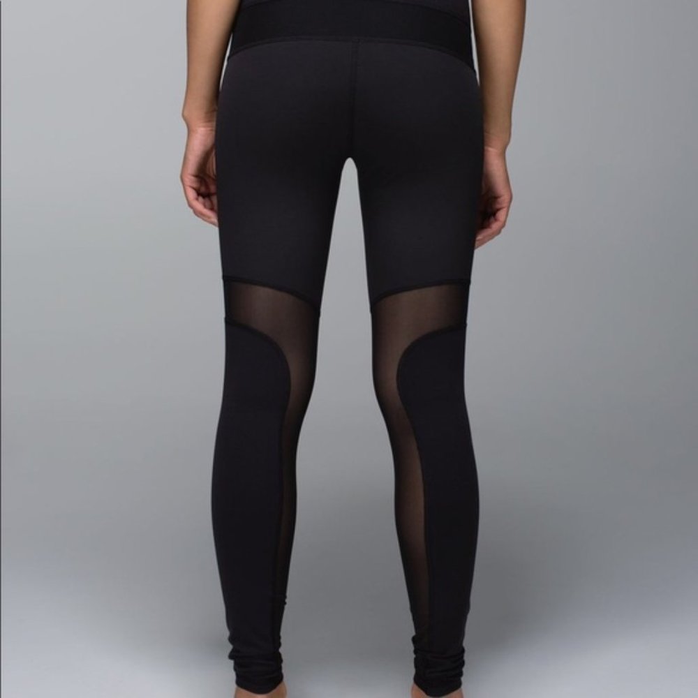*SOLD ON FACEBOOK* Lululemon Breathe Easy Leggings